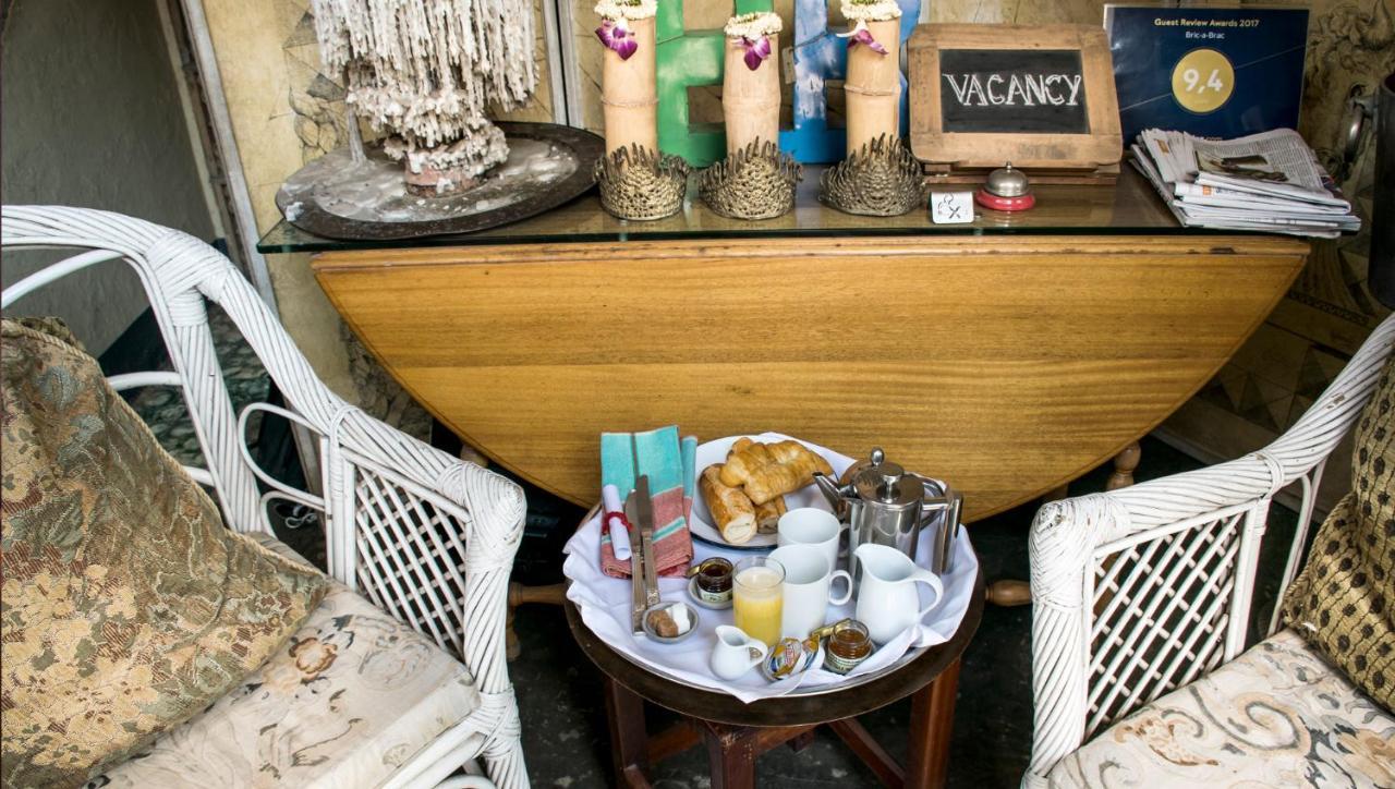 Bric-A-Brac Hotel Батамбанг Екстериор снимка